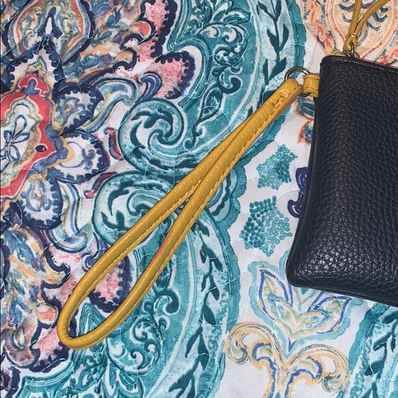 Navy and Yellow Calvin Klein Wallet - Picture 3 of 4